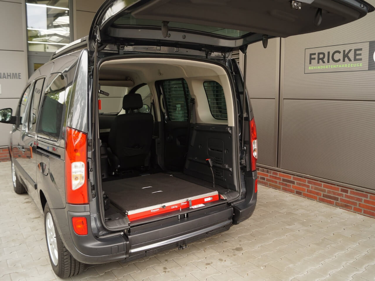 Renault Kangoo 2020 mit Rampe - behindertengerecht - Fricke Behindertenfahrzeuge Oldenburg Bremen (2)